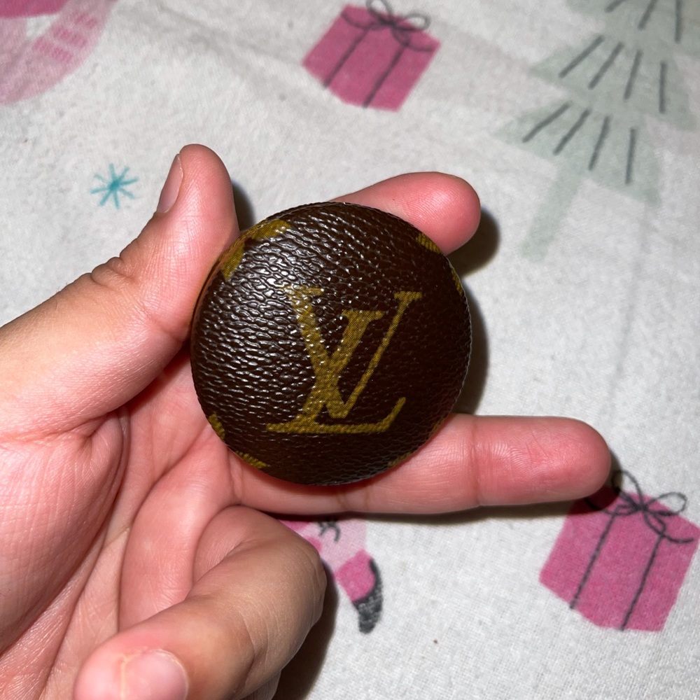 Authentic Louis Vuitton Astropill Keychain